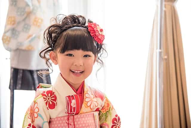 七五三の女の子